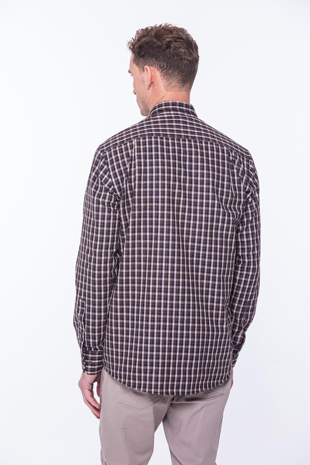 Klasik Uzun Kol Kışlık %100 Cotton Kareli Yaka Alttan Düğmeli Hediye Kutulu Erkek Gömlek FS-001984 - Kahverengi