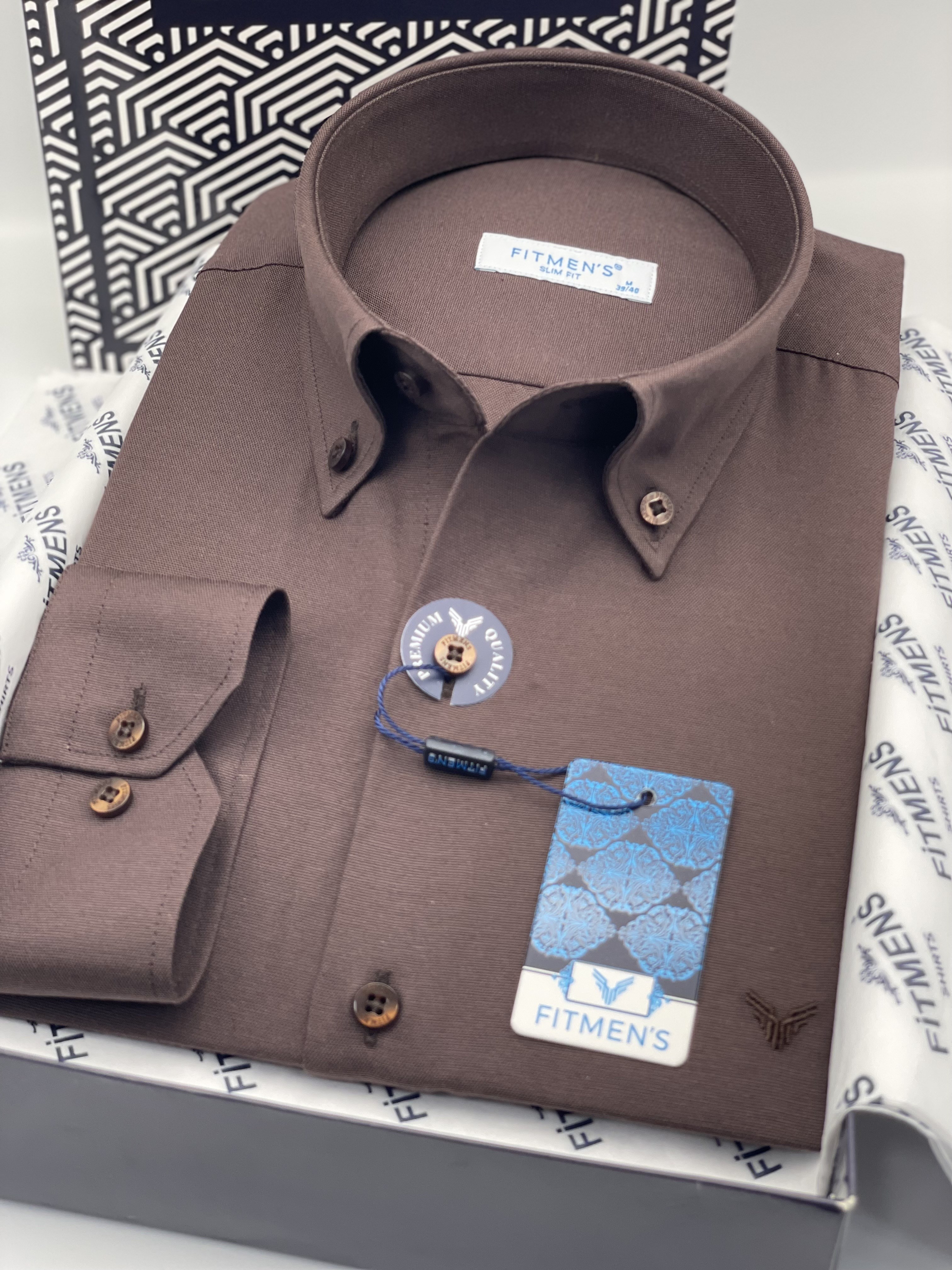 Slim Fit Uzun Kol Pamuklu Hediye Kutulu Kolay Ütülenebilir Erkek Gömlek FS-002225 - Koyu Kahve