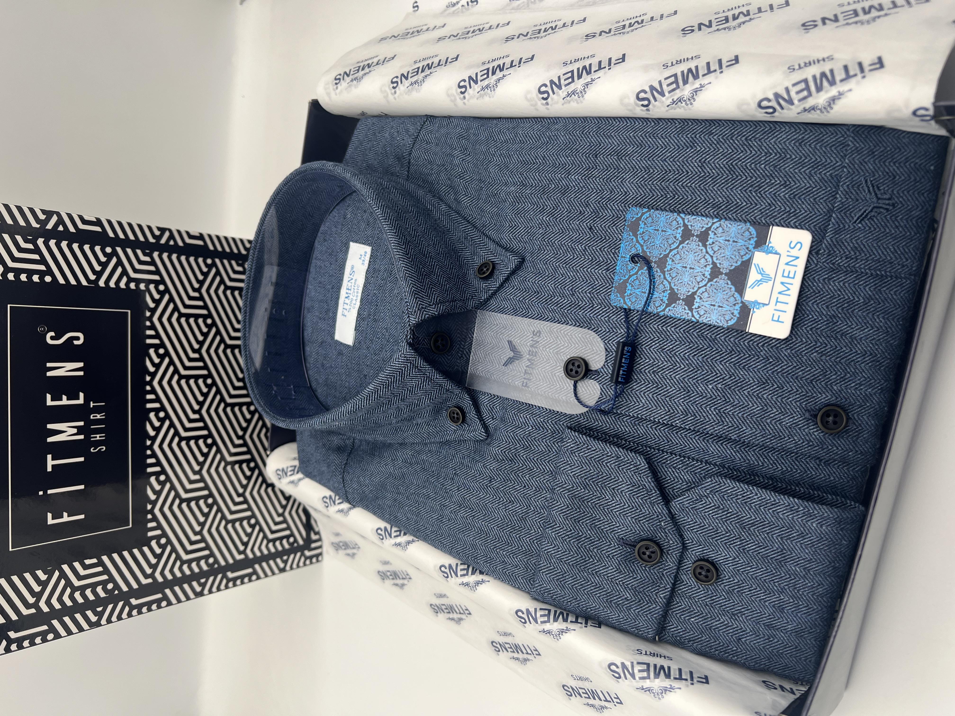 Klasik Uzun Kol Kışlık %100 Cotton Balıksırtı Yaka Düğmeli Hediye Kutulu Erkek Gömlek FS-001991 - Lacivert