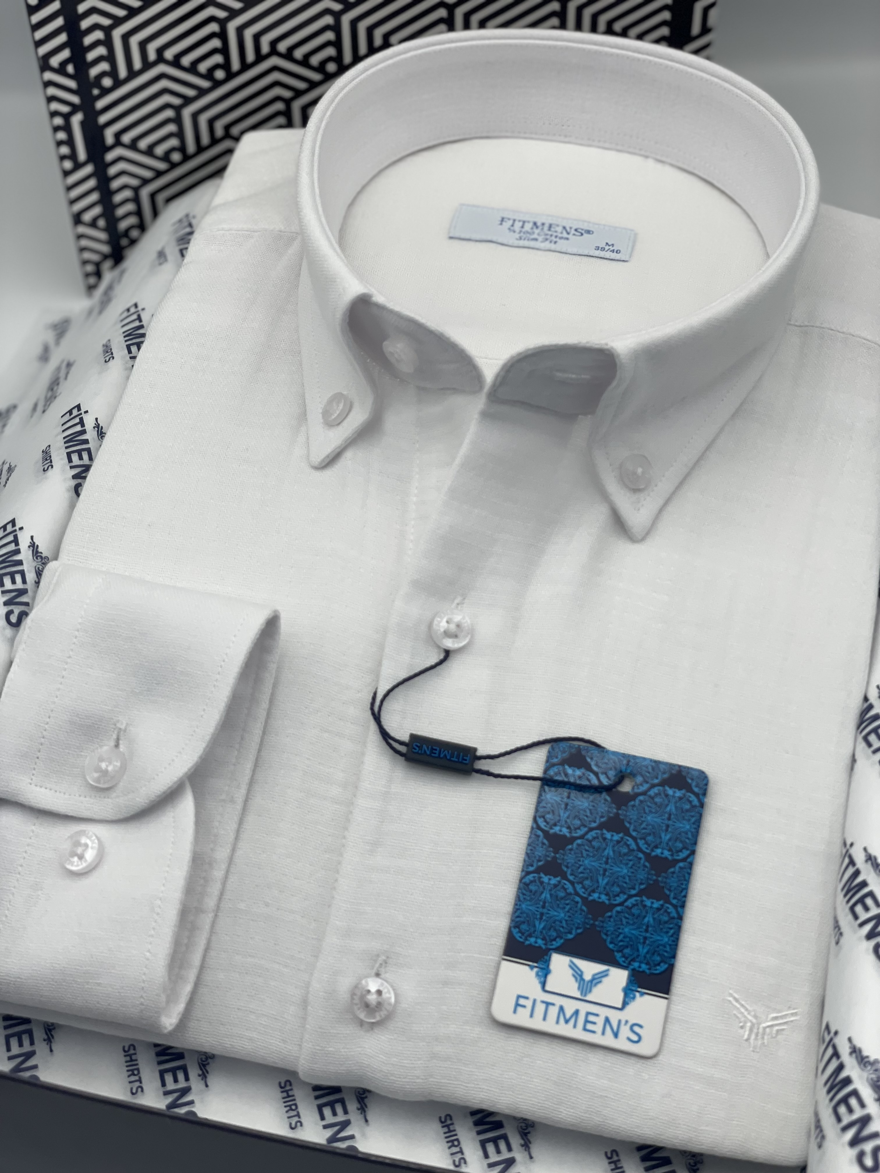 Slim Fit Uzun Kol Müslin Pamuk Rahat Nefes Alabilen Kumaştan Yaka Düğmeli Hediye Kutulu Erkek Gömlek FS-004202 - Beyaz