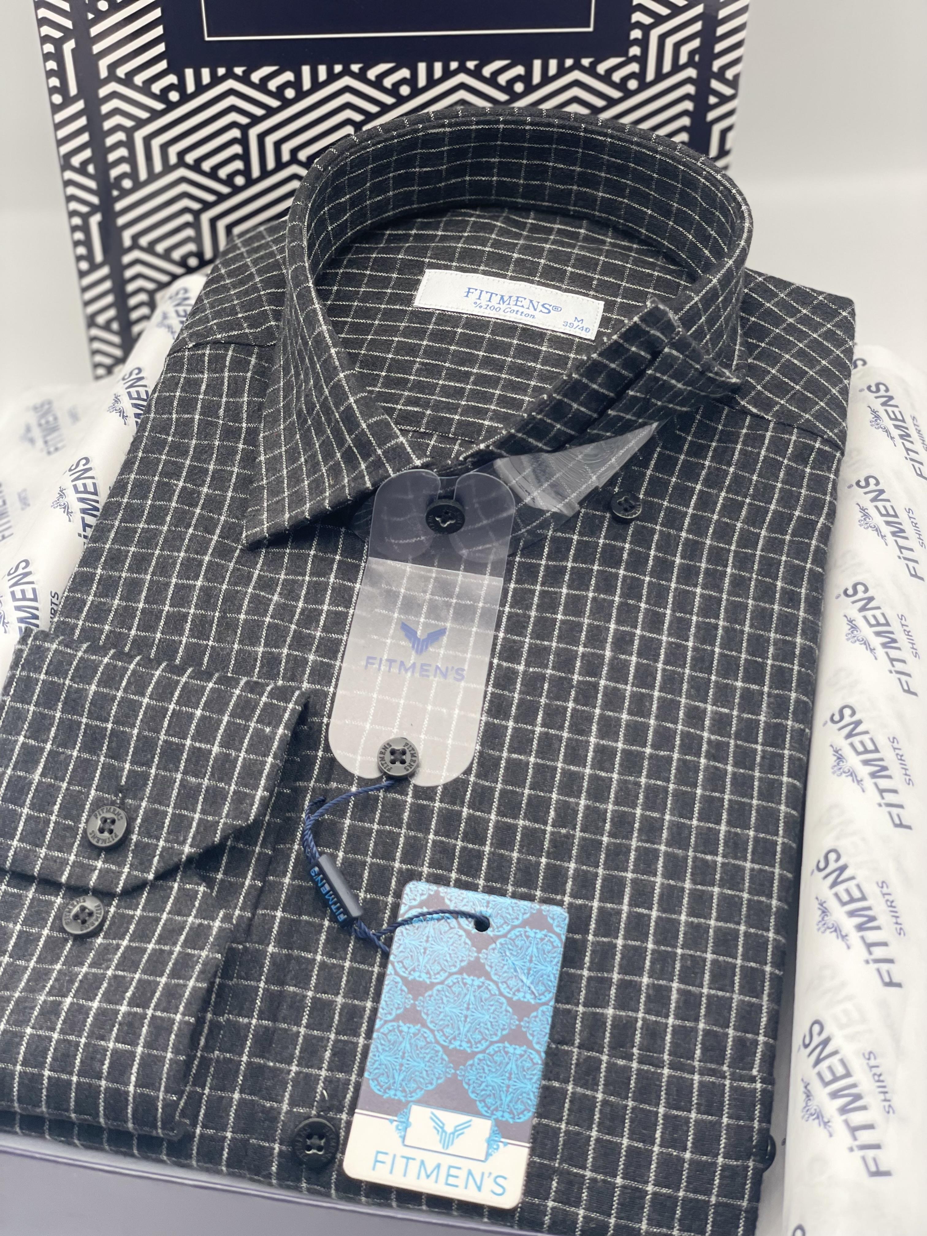 Klasik Uzun Kol Kışlık %100 Cotton Kareli Yaka Alttan Düğmeli Hediye Kutulu Erkek Gömlek FS-003130 - Siyah