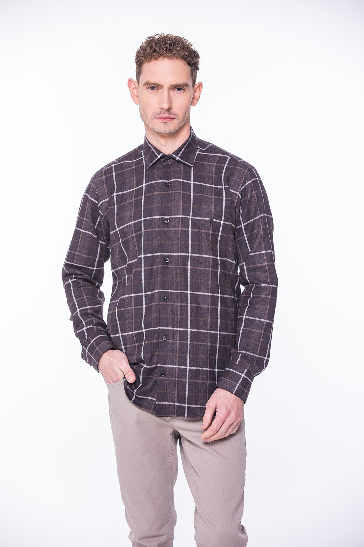 Klasik Uzun Kol Kışlık %100 Cotton Kareli Yaka Alttan Düğmeli Hediye Kutulu Erkek Gömlek FS-001990 - Kahverengi