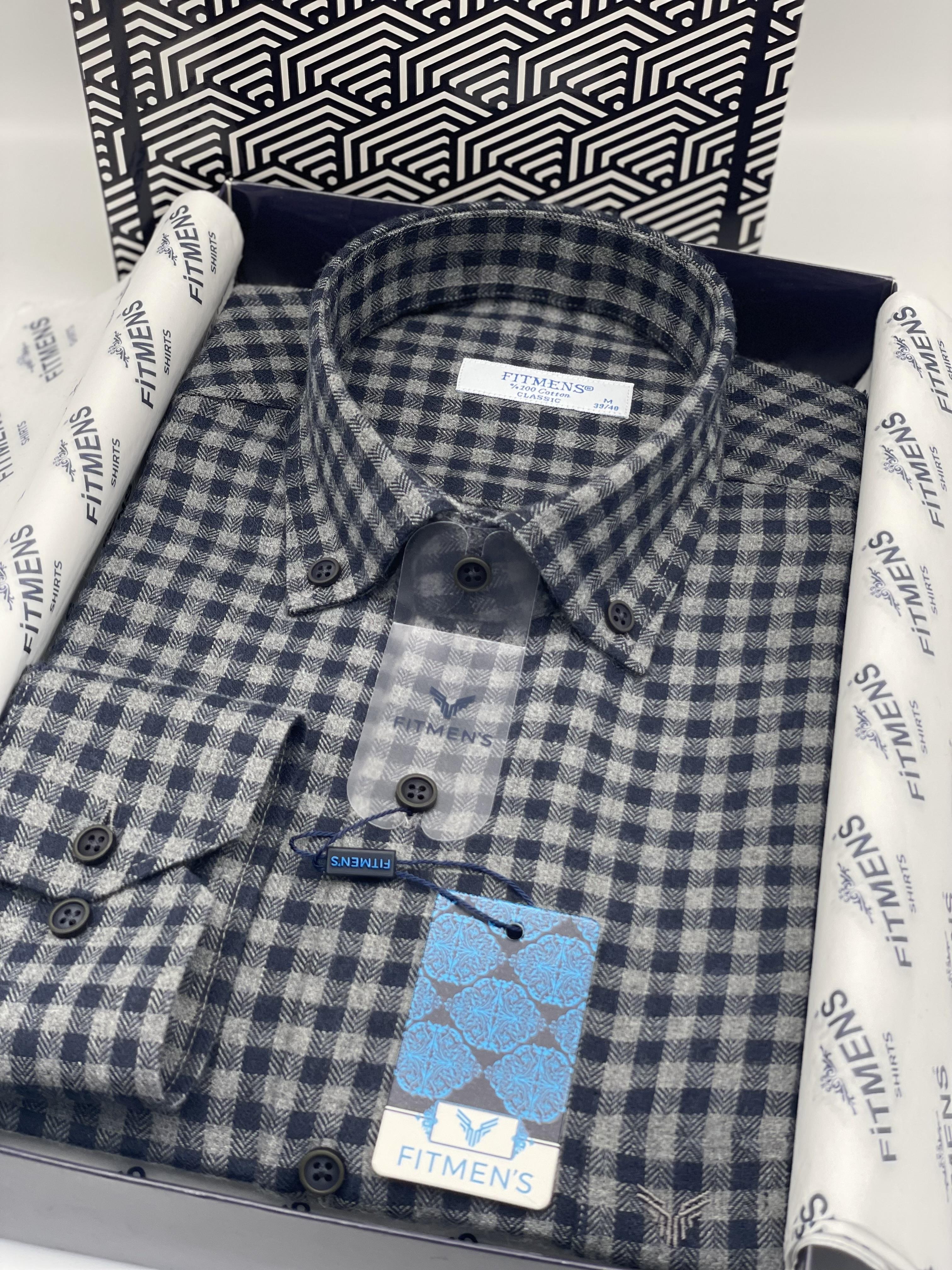 Klasik Uzun Kol Kışlık %100 Cotton Kareli Yaka Düğmeli Pamuklu Hediye Kutulu Erkek Gömlek FS-003128 - Lacivert