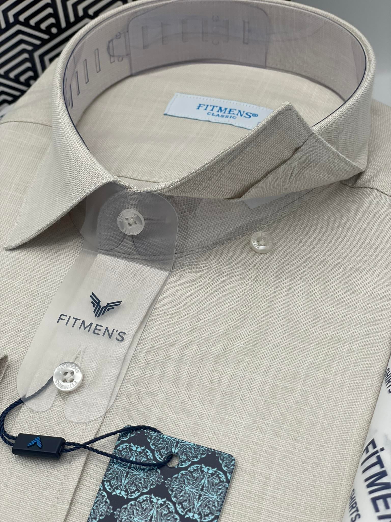 Klasik Uzun Kol Cepsiz Keten Yaka Alttan Düğmeli Hediye Kutulu Erkek Gömlek FS-003686 - Ekru