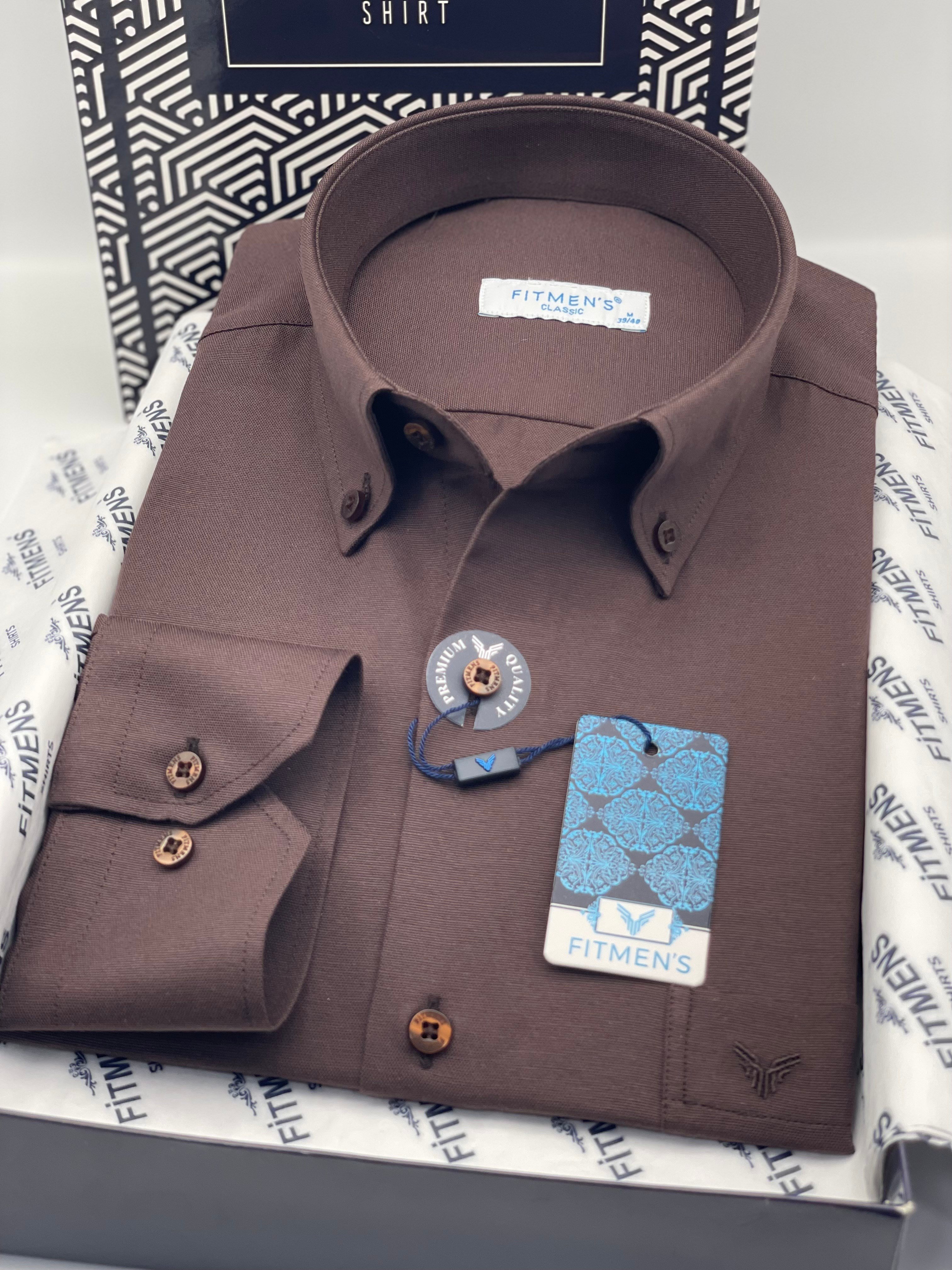 Klasik Uzun Kol Pamuklu Yaka Düğmeli Hediye Kutulu Kolay Ütülenebilir Erkek Gömlek FS-003897 - Koyu Kahve