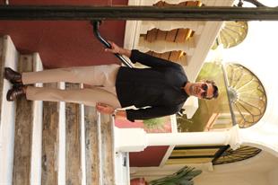 Hakim Yaka Slim Fit Keten Hediye Kutulu Erkek Gömlek FS-003042 - Siyah