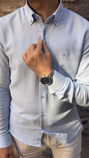 Slim Fit Uzun Kol Müslin Pamuk Rahat Nefes Alabilen Kumaştan Yaka Düğmeli Hediye Kutulu Erkek Gömlek FS-004202 - Açık Mavi