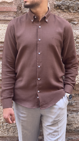 Slim Fit Uzun Kol Müslin Pamuk Rahat Nefes Alabilen Kumaştan Yaka Düğmeli Hediye Kutulu Erkek Gömlek FS-004202 - Kahverengi