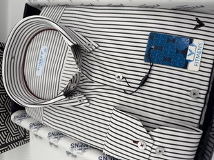 Slim Fit Uzun Kol Premium Çizgili Yaka Düğmeli Hediye Kutulu Erkek Gömlek FS-004440 - Siyah