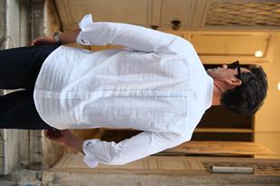 Slim Fit Uzun Kol Hakim Yaka Yarım Patlı Hediye Kutulu Erkek Gömlek FS-003687 - Beyaz