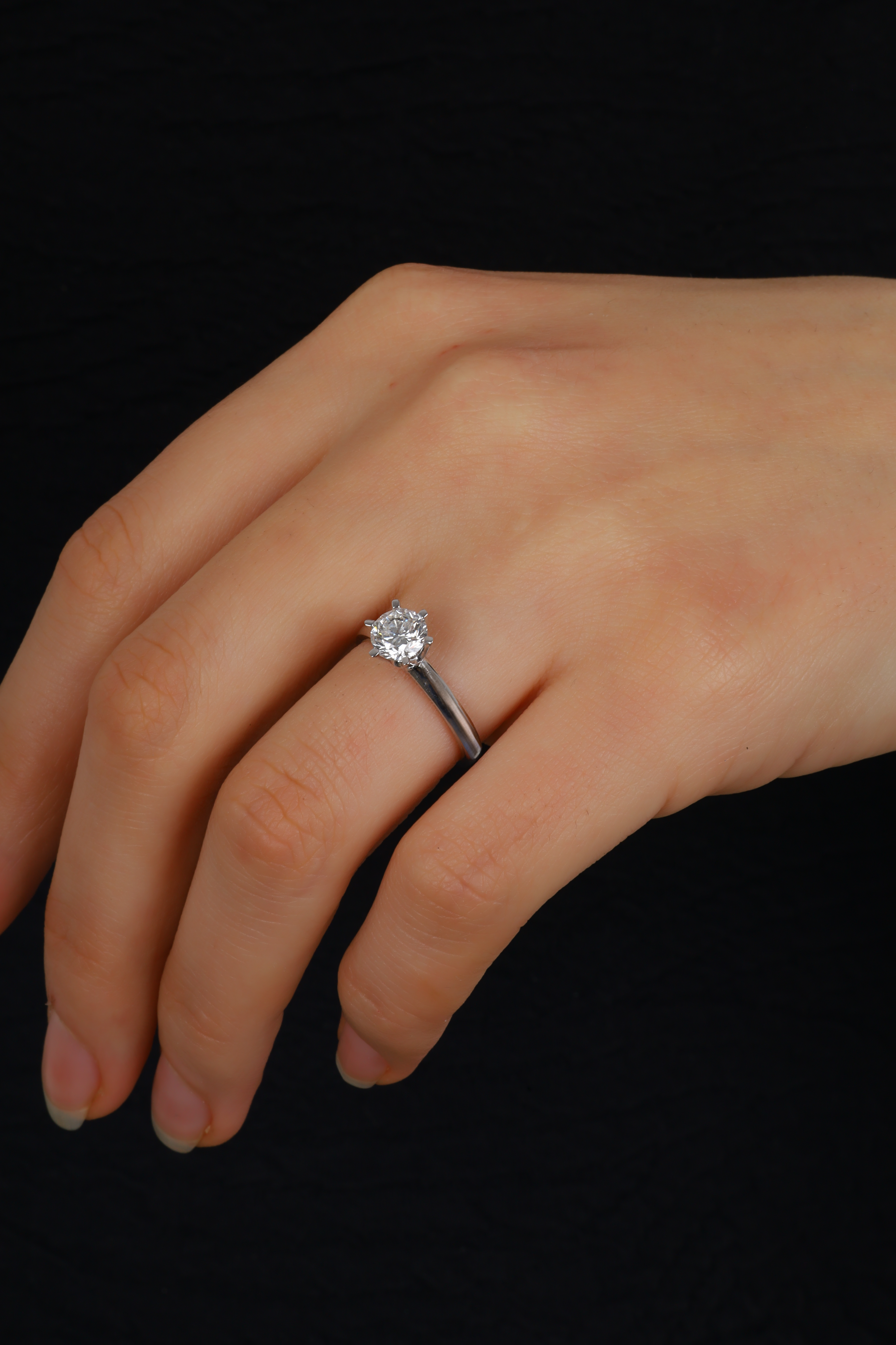 1,00 CT. PIRLANTA TEKTAŞ YÜZÜK