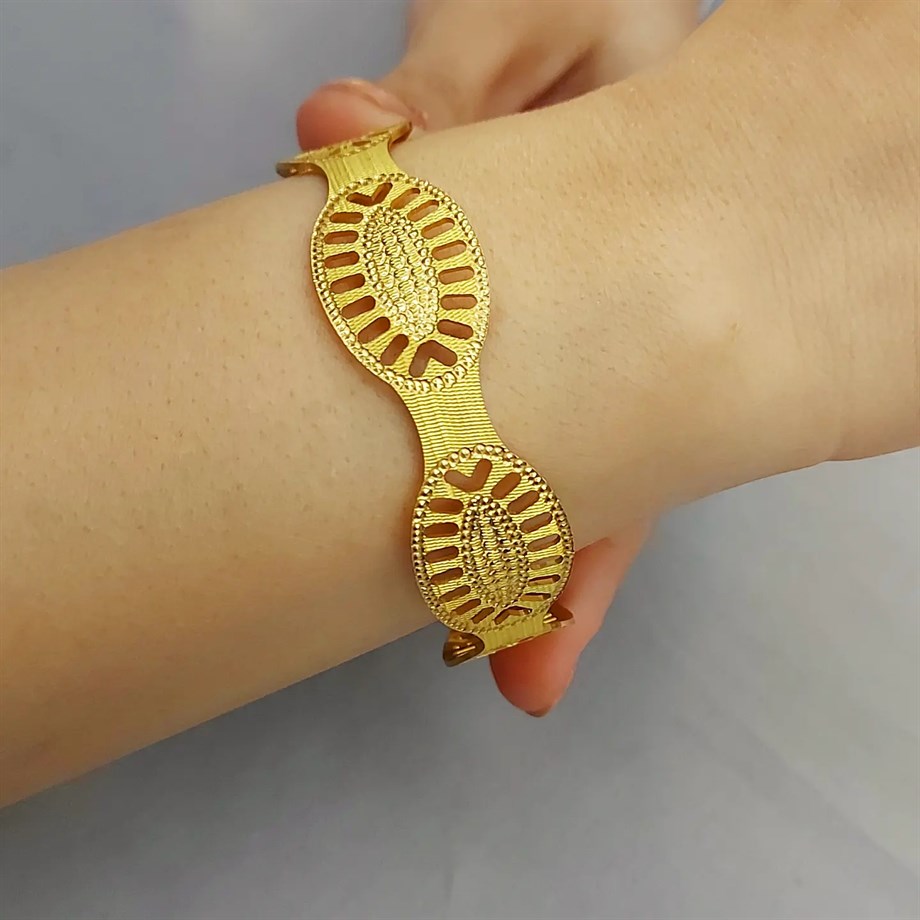 OVAL TASARIM OYMALI ALTIN BİLEZİK