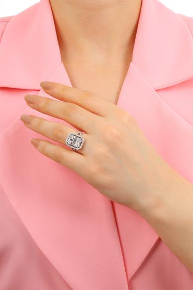 0,96 CT. BAGET PIRLANTA YÜZÜK