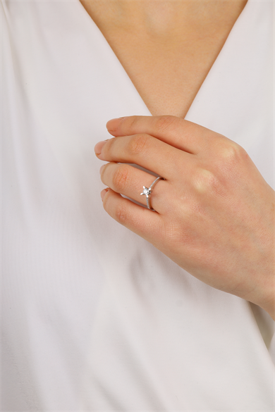 0,25 CT. TEKTAŞ PIRLANTA YÜZÜK
