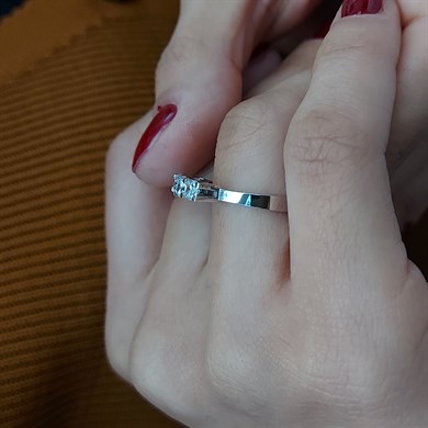 14 AYAR ALTIN BEŞTAŞ YÜZÜK