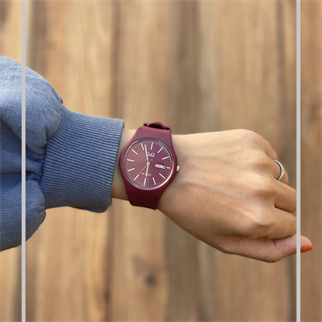 Q&Q A212J011Y Kol Saati