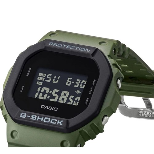 Casio G-SHOCK ICONIC DW-5610UU-3DR Kol Saati