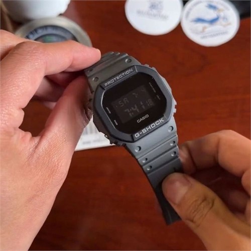 Casio G-SHOCK ICONIC DW-5610UU-8DR Kol Saati