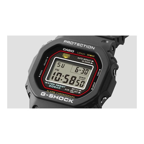 Casio G-SHOCK ICONIC DW-5000R-1ADR Kol Saati