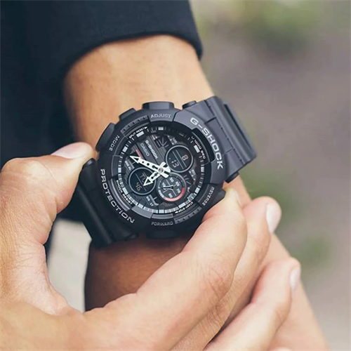 Casio G-SHOCK GA-140-1A1DR Kol Saati