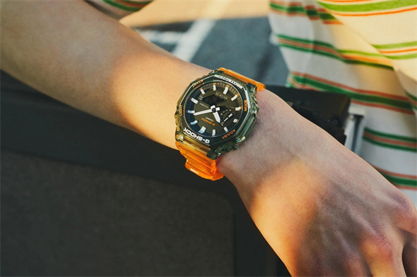 Casio G-SHOCK GA-2100HC-4ADR Kol Saati