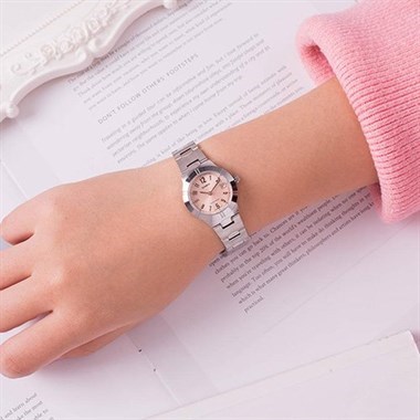 Casio LTP-1241D-4A3DF Bayan Kol Saati