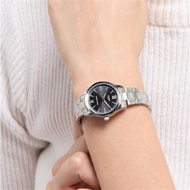 Casio LTP-V005D-1B2UDF Kol Saati