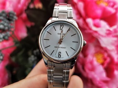 Casio LTP-V005D-2BUDF Bayan Kol Saati