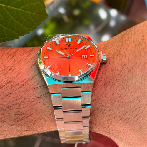 Daniel Klein DKE.1.10673.4 Erkek Kol Saati