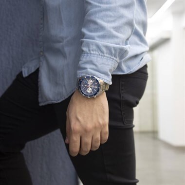 Casio Edifice EFV-590D-2AVUDF Kol Saati