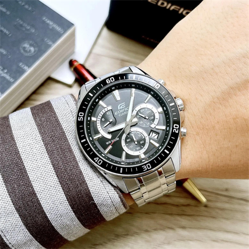 Casio Edifice EFR-552D-1AVUDF Erkek Kol Saati