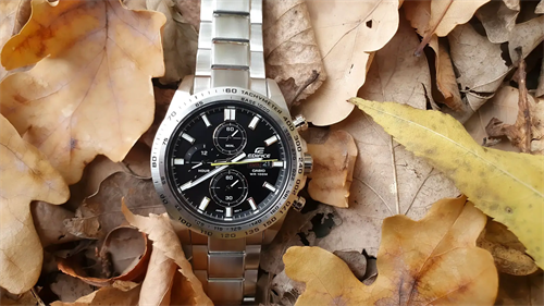 Casio Edifice EFR-574D-1AVUDF Kol Saati