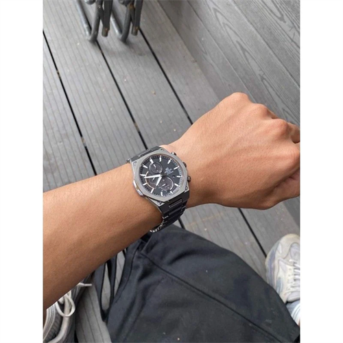 Casio EFS-S570DC-1AUDF Kol Saati