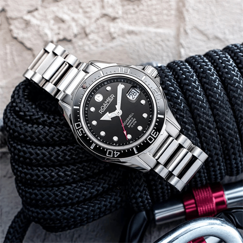 Roamer Rockshell 220858-41-85-50 Kol Saati