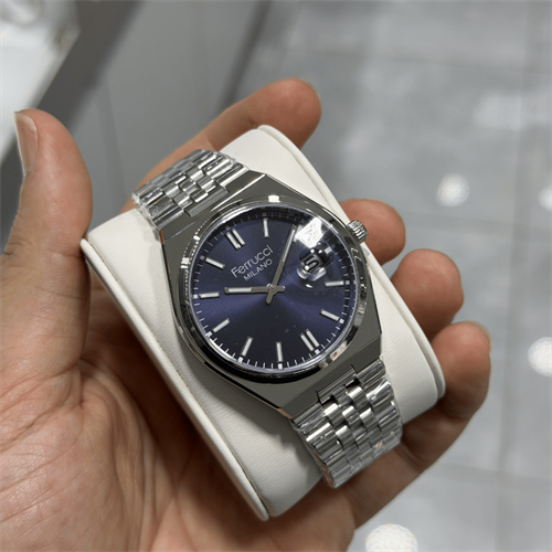 Ferrucci FER.03661M.04 Çelik Kordon Erkek Kol Saati