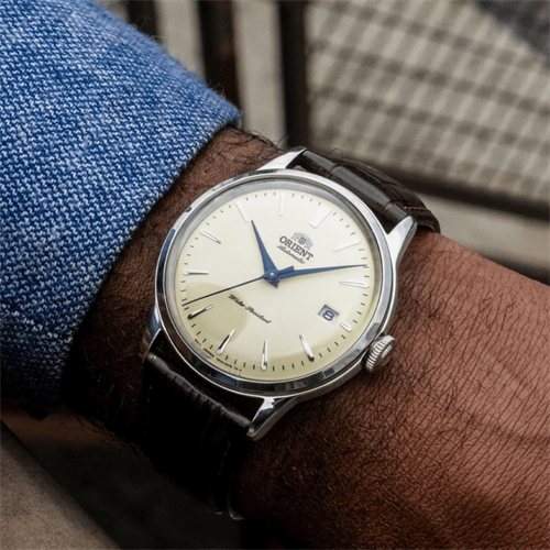 Orient RA-AC0M04Y30B Otomatik Erkek Kol Saati