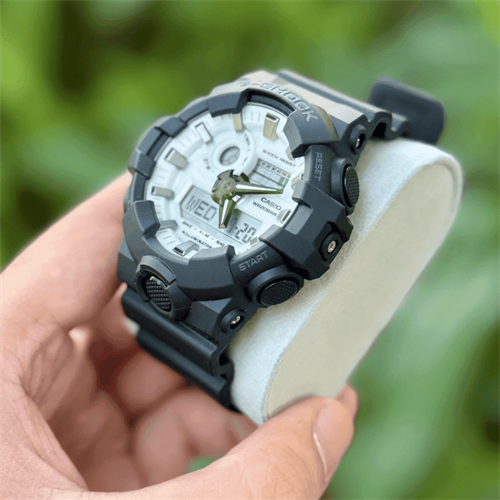 Casio G-SHOCK GA-700WD-1ADR Kol Saati