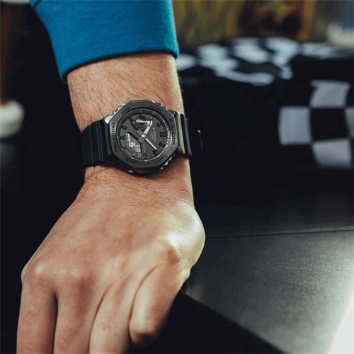 Casio G-SHOCK GM-2100BB-1ADR Kol Saati