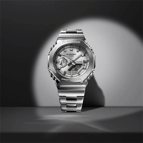 Casio G-SHOCK GM-2110D-7ADR Kol Saati