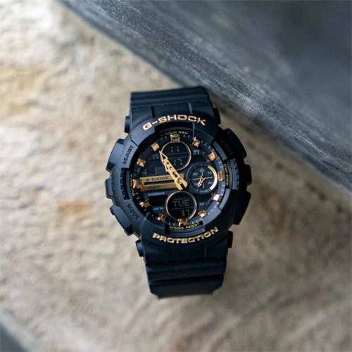 Casio G-SHOCK GMA-S140M-1ADR Kol Saati