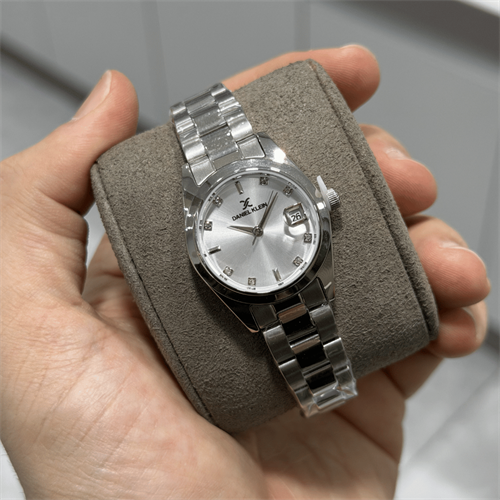 Daniel Klein DKE.1.10841.01 Kadın Kol Saati