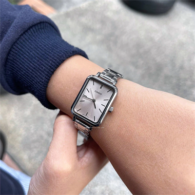 Casio  LTP-V009D-4EUDF Kadın Kol Saati