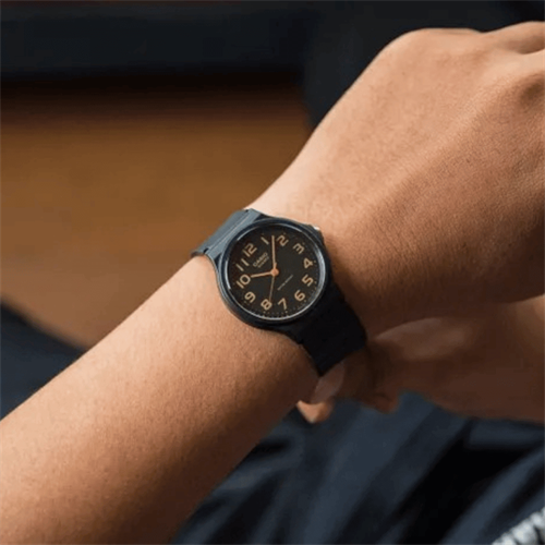 Casio MQ-24-1B2LDF Erkek Kol Saati