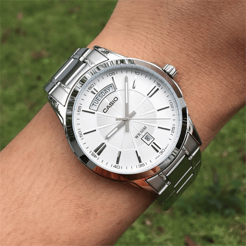 Casio MTP-1381D-7AVDF Erkek Kol Saati