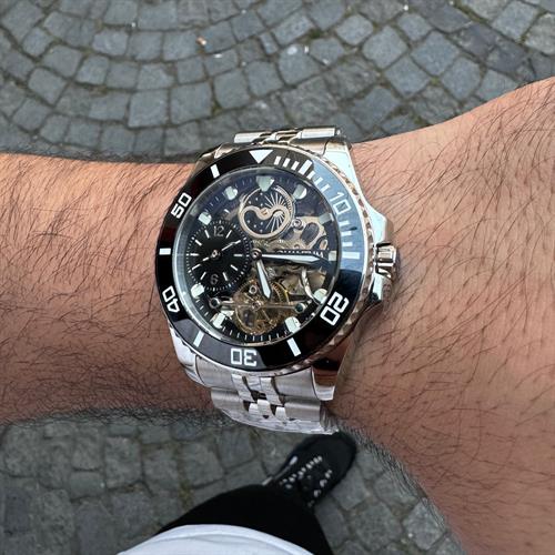 Quantum QMG1061.350 Otomatik Kol Saati