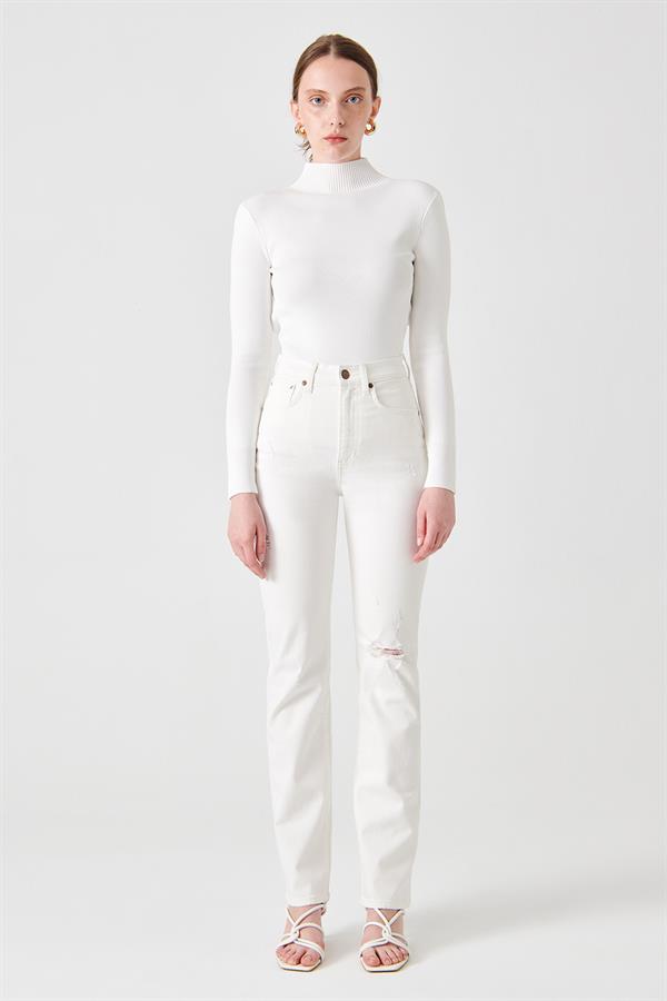 SARAH Slim Straight Fit Yüksek Bel Düz Paça Beyaz Kadın Jean Pantolon