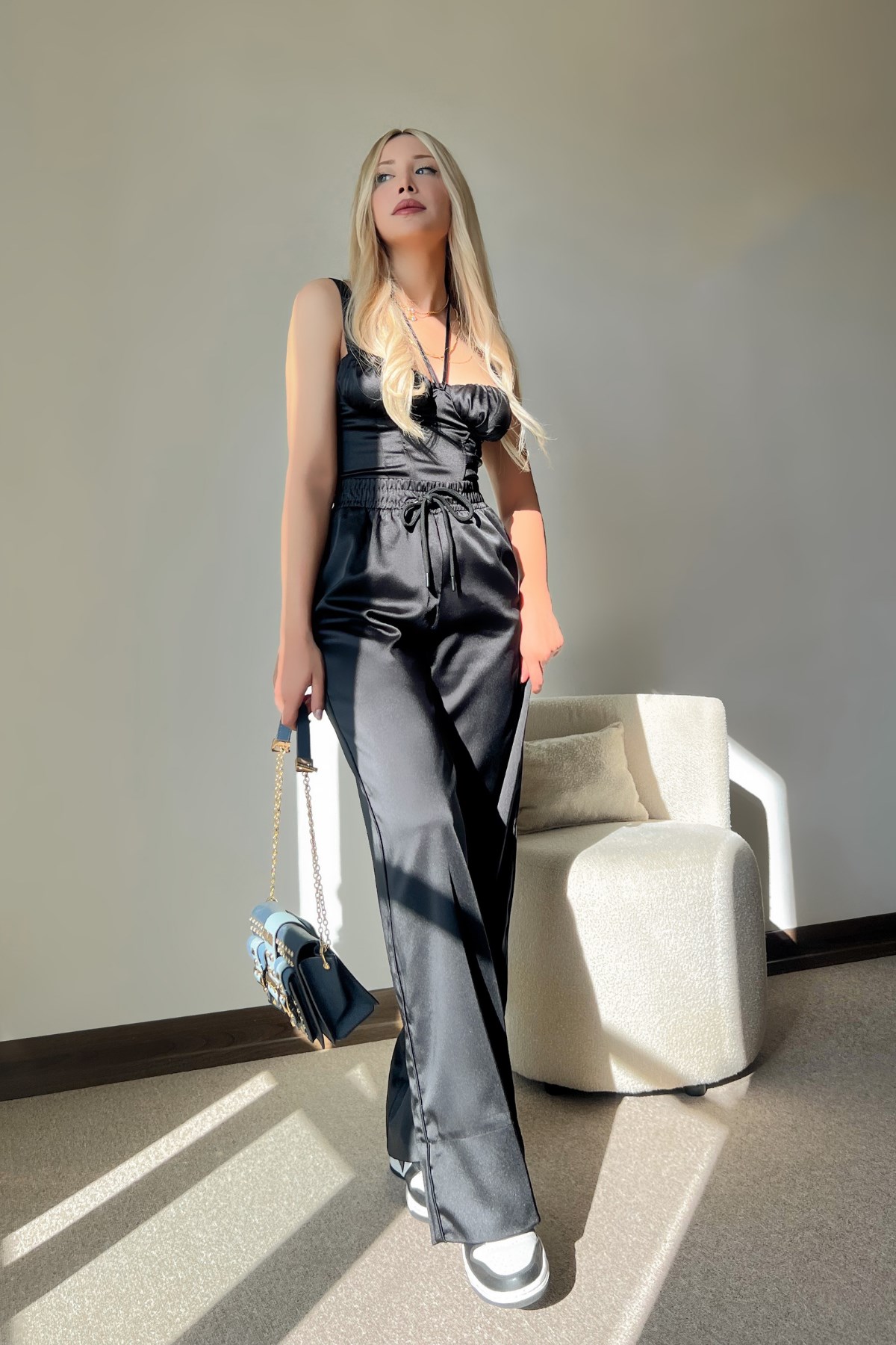 Bershka Model Saten Siyah Bluz | Dal Store