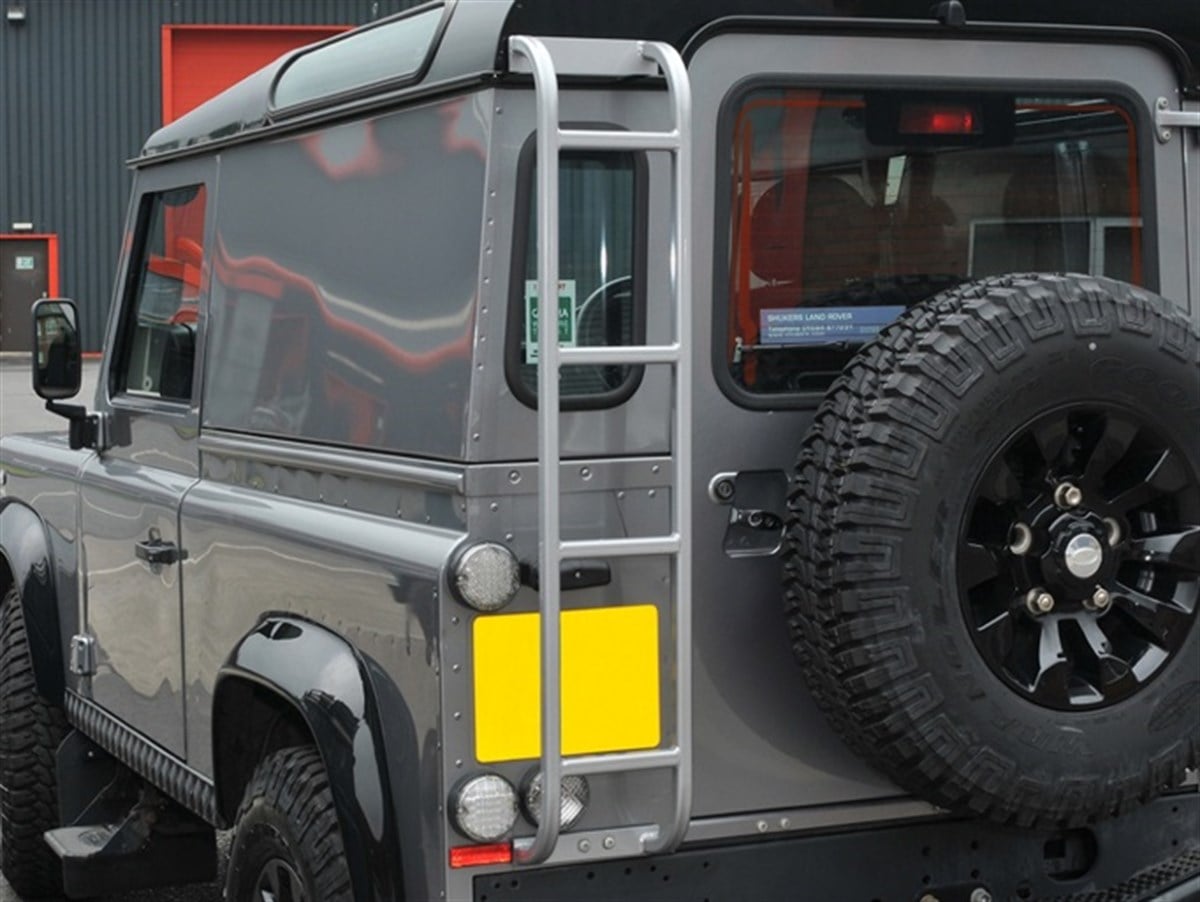 Land Rover Defender Arka Tavan Merdiveni DA3073