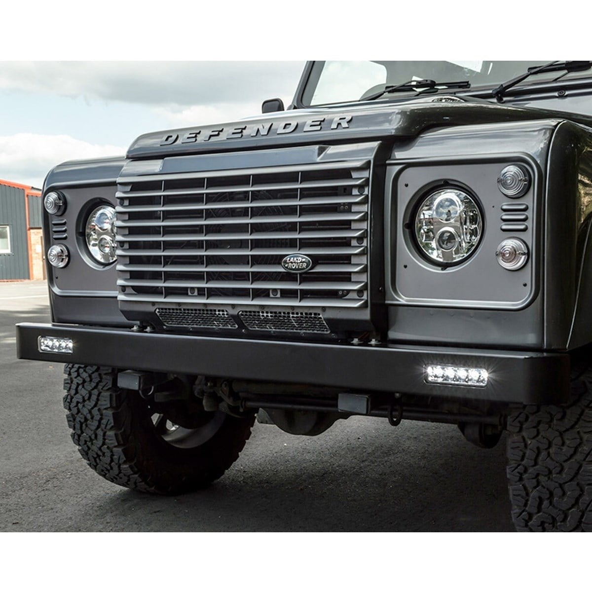 Land Rover Defender Ön Panjur ALR8765