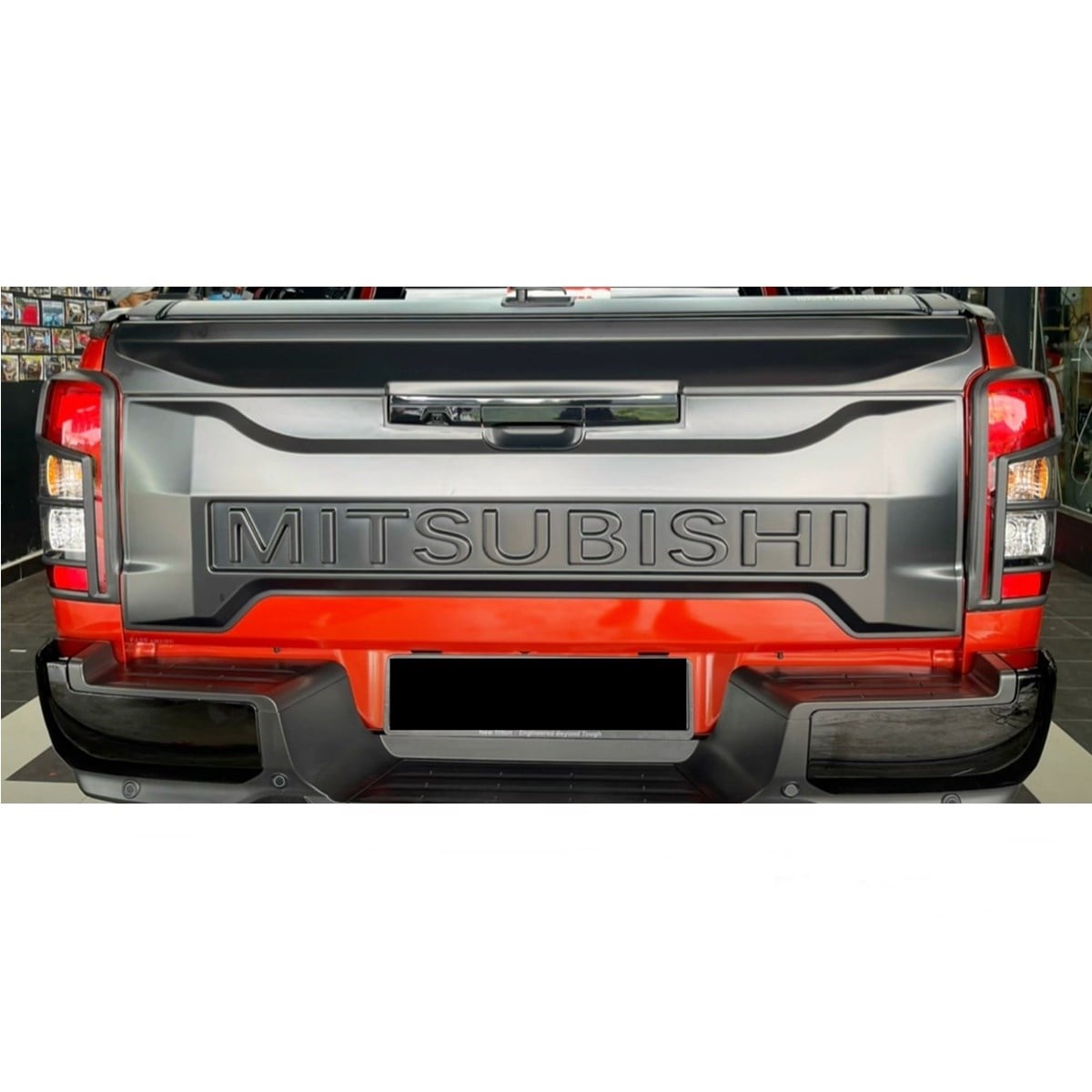 Mitsubishi L200 Bagaj Kapı Kaplaması Alt Kapı Koruması 2019 2022